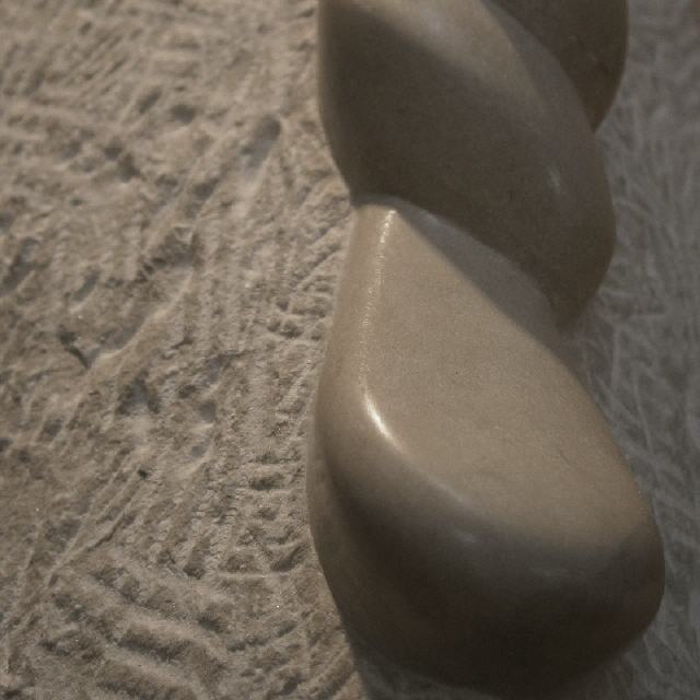 Tropfenstein #1 (Detail) / 2017 / Kalkstein / H61 cm (+ Steher) / RW502