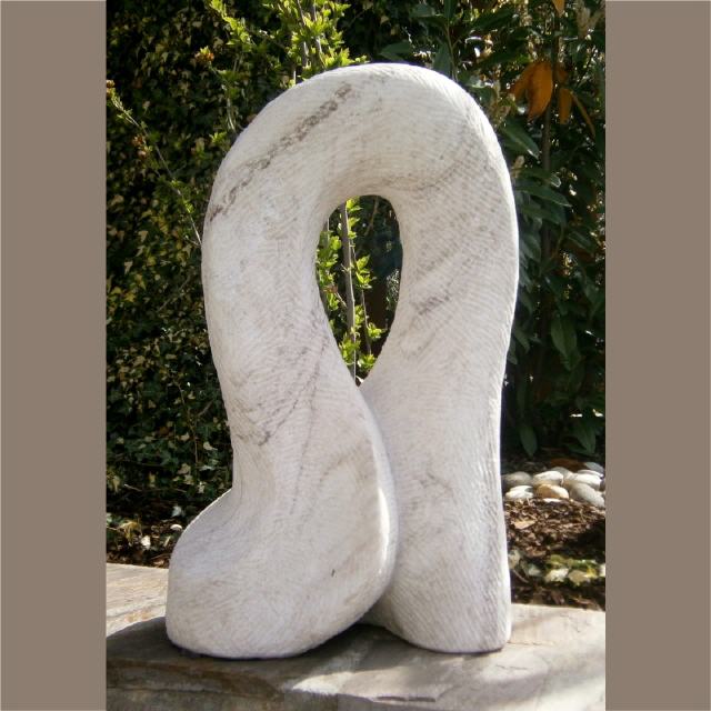 Verbunden / 2018 / Marmor (Italien) / H53 cm / 40 kg / RW520