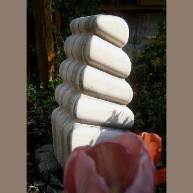 Weiche Form / 1996 / Marmor (Sölker) / H50 cm / RW364