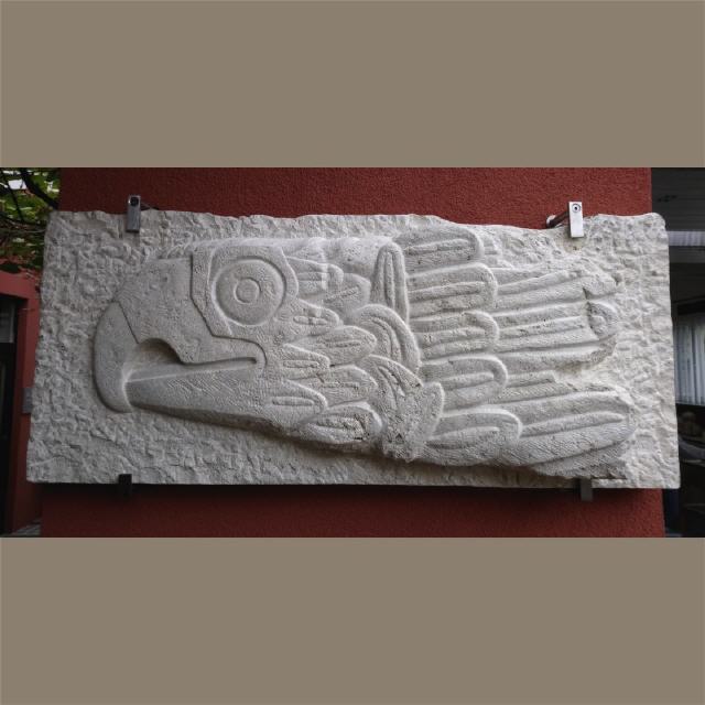 Adler, aztekisch (Relief) / 2020 / Kalkstein / B118 x H50 x 18 cm / RW562 
