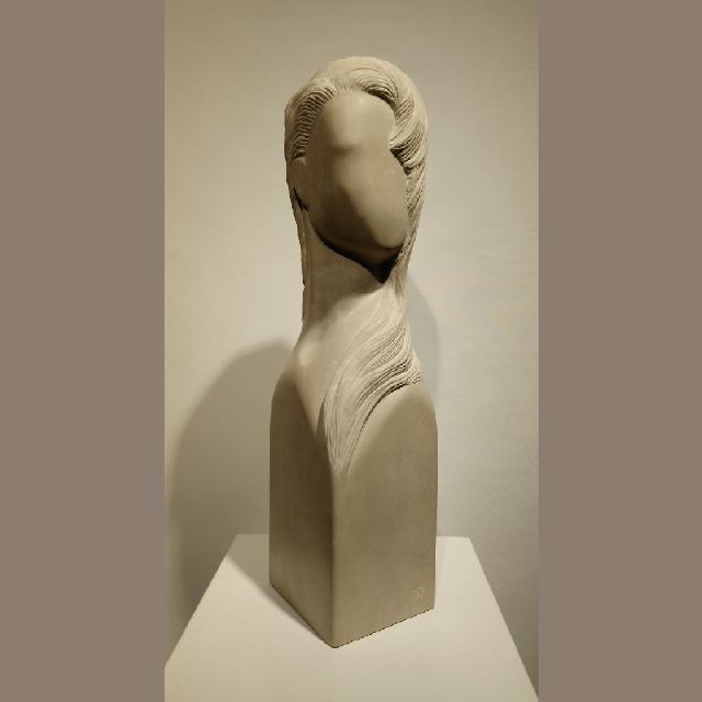 Kopf, schlank, weiblich / 2020 / Kalkstein (Dalmatien/Insel Brac) / H70 cm / RW567 