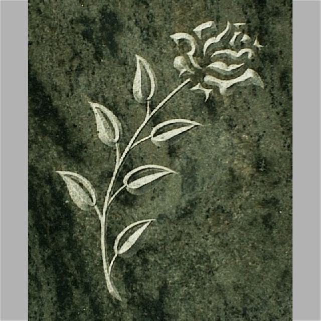 Rose (handgraviert) / grüner Granit