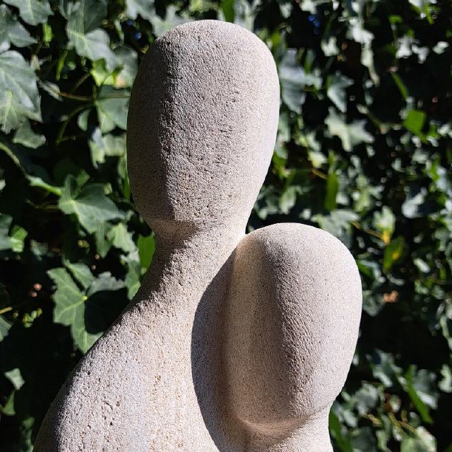 Innig #1 / 2025 / Kalksandstein / H100 cm